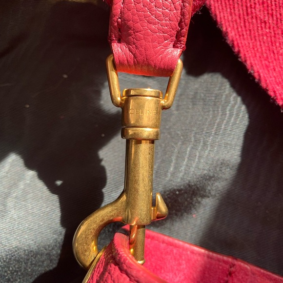 Authentic Celine Seau Sangle in Raspberry colour - Picture 3 of 12